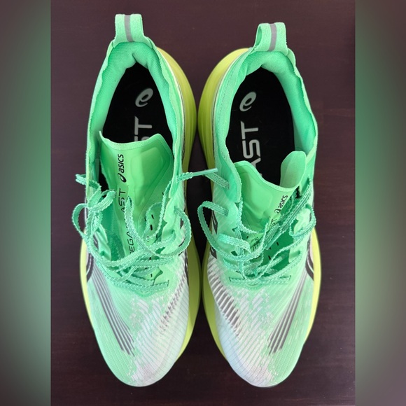 ASICS Megablast - Picture 4 of 6